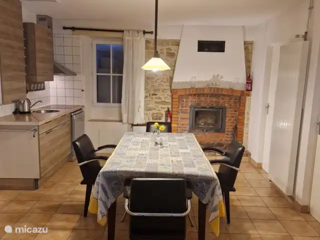 Location de vacances Le Clos Robert | France, Vendée, Longeville-sur-Mer - maison de vacances La cuisine est entièrement équipée.