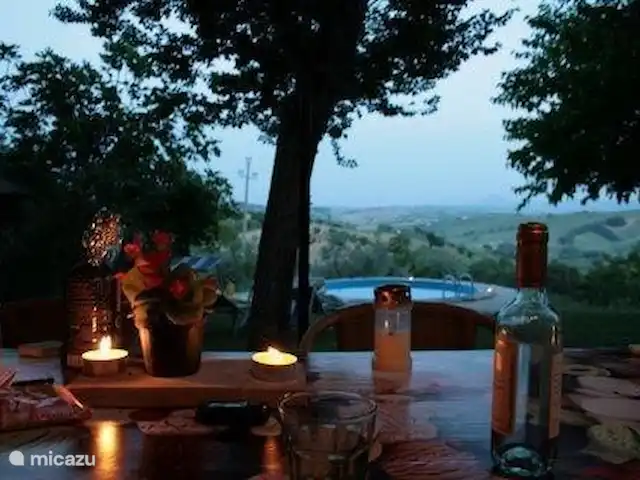 Casa d'Oro | Italie, Marche, Corinaldo - maison de vacances Et maintenant, attendez les sons de cricket, les lucioles et la romance