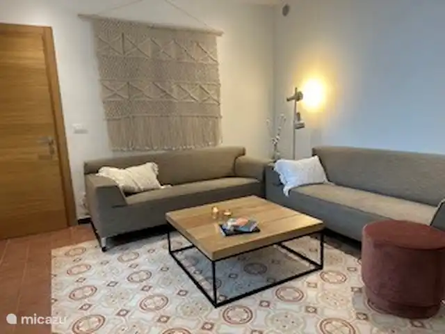 Villa 8 personnes BloemenRiviera | Italie, Ligurie, Piani Cipressa - villa Coin salon rénové.