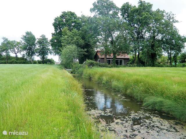 Holiday home in Netherlands, Friesland, Beetsterzwaag - holiday house De Bûtensprong