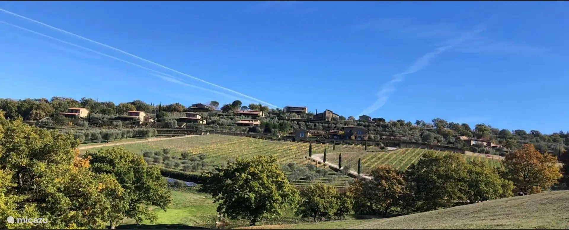 ¿Encontrar nuestra casa?

(3º desde la izquierda, fila inferior)