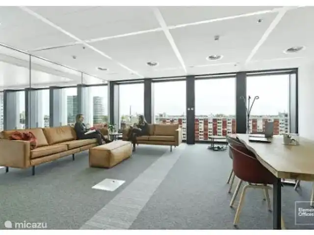 Maison modèle | Pays-Bas, Hollande méridionale, La Haye - chalet L'un des espaces de bureaux d'Element Offices.