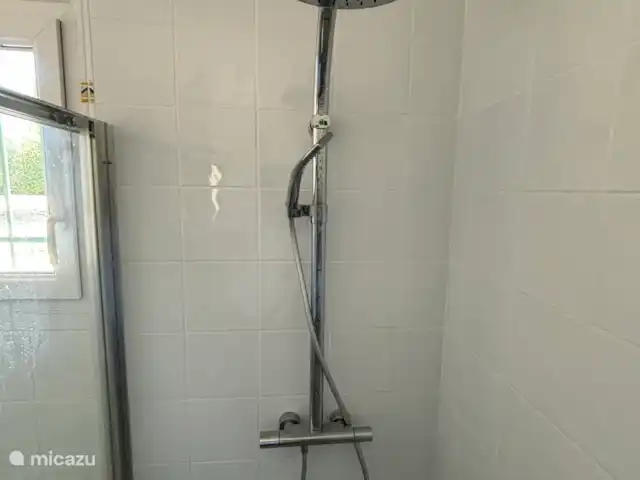 Maison modèle | Pays-Bas, Hollande méridionale, La Haye - chalet douche